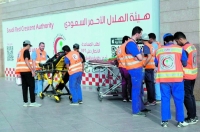 1300 متطوع يقدمون خدمات إسعافية لزوار المسجد النبوي في رمضان