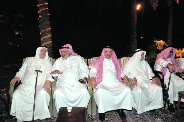 «أسرة الموسى» تحيي استقبالات رمضان في مجلسها