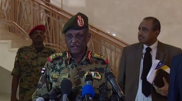 «الانتقالي السوداني» يعلن عن اتفاق لوقف التصعيد