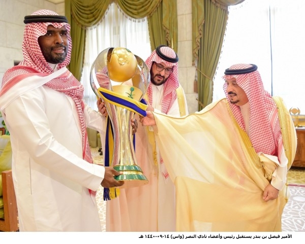 الأمير فيصل بن بندر يستقبل رئيس وأعضاء نادي النصر