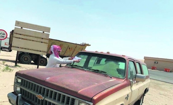بلدية جوف بني هاجر تزيل 8 سيارات تالفة ضمن حملة التشوه البصري