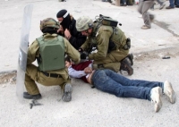 قوات الاحتلال تعتقل فلسطينيًا شمال الخليل