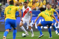 البرازيل تهزم بيرو بخماسية وتبلغ دور الثمانية