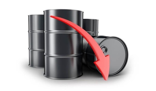 النفط ينخفض مع مخاوف بتراجع الطلب