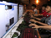 قطع الإنترنت عن مليون شخص بميانمار.. وواشنطن تعلق