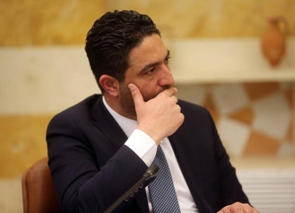 وفاة مرافق وزير النازحين اللبناني إثر حادث إطلاق النار