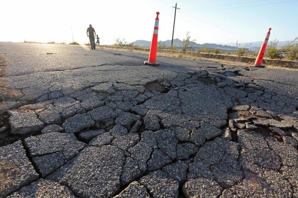 زلزال بقوة 6.9 درجة يضرب كاليفورنيا