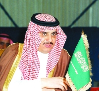 الأمير سلطان بن فهد يعزي آل سويلم