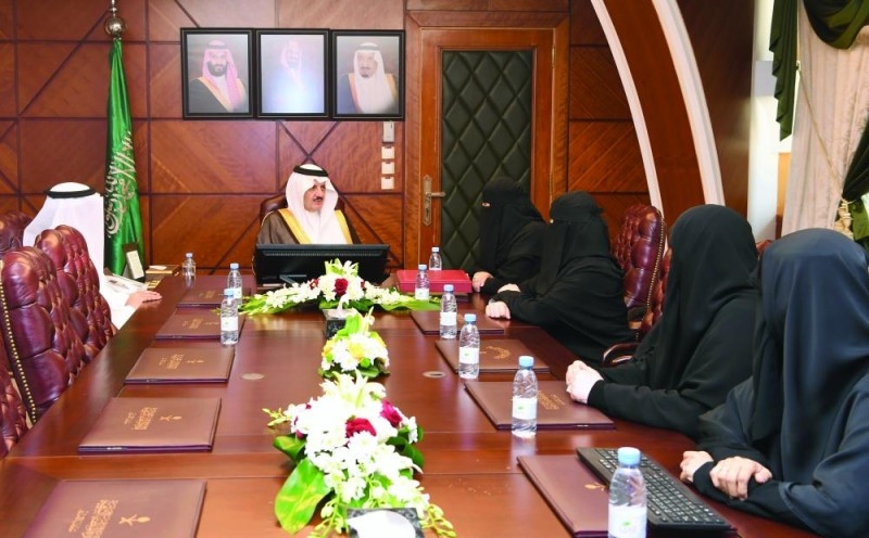 أمير الشرقية: المرأة السعودية قادرة على إيجاد الفرق «بتمكن»