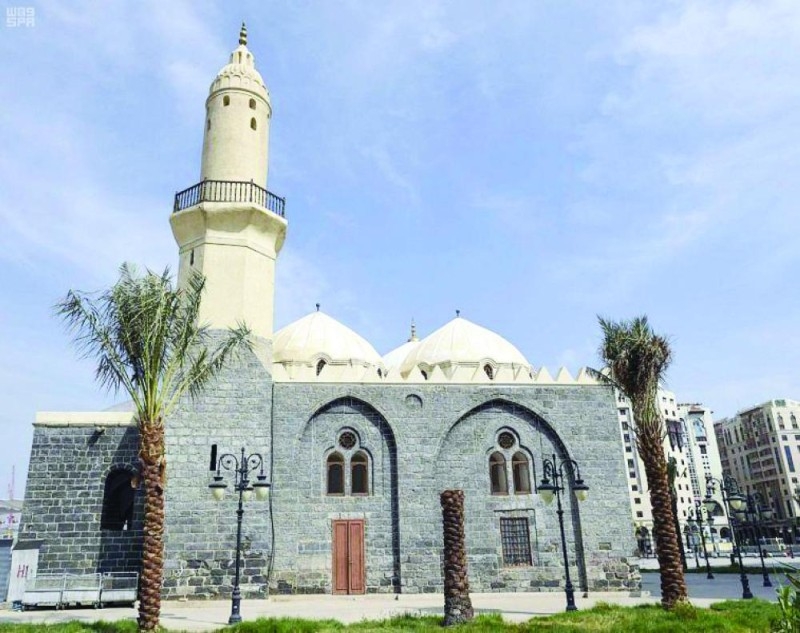 «ذو الحليفة» مسجد الأسماء المتعددة بالمدينة المنورة
