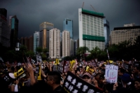 هونج كونج تشهد ثاني أكبر مسيرة مناهضة للحكومة