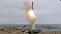 واشنطن تجري تجربة على صاروخ متوسط المدى