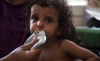 «الأغذية العالمي»: مساعدات لـ 12 مليونًا في اليمن