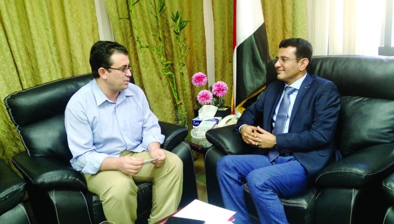 
السفير اليمني يجيب عن أسئلة المحرر (اليوم)