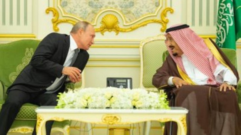 الملك والرئيس الروسي يشهدان فعالية شراكة الطاقة السعودية الروسية