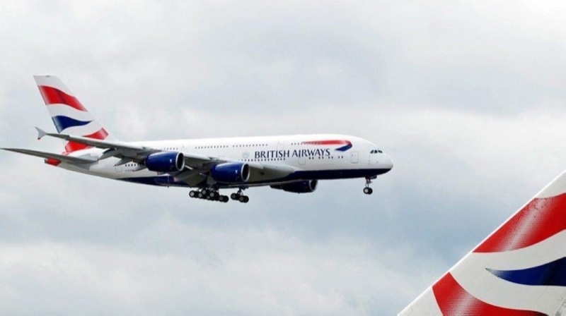 بريطانيا تستأنف الرحلات الجوية إلى شرم الشيخ
