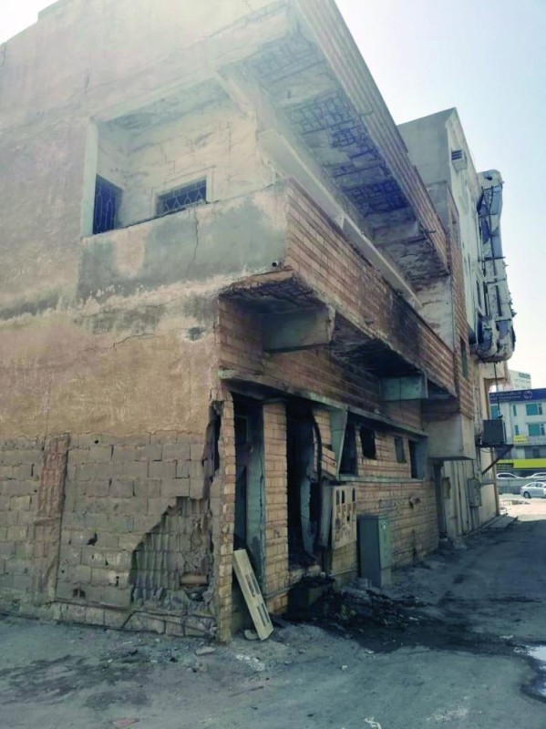 إزالة 26 مبنى آيلا للسقوط في 6 أحياء بالدمام