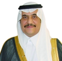 جامعة الأمير محمد بن فهد تحتفي بتخرج 465 طالبا