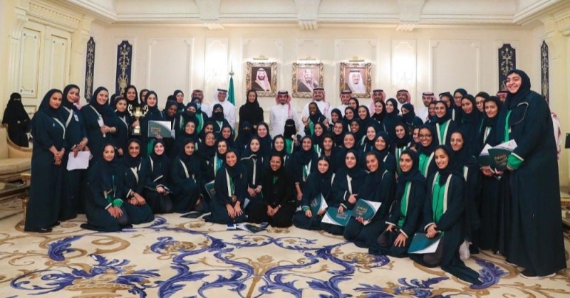 الفيصل يكرم وفد المملكة المشارك في الدورة الخليجية النسائية