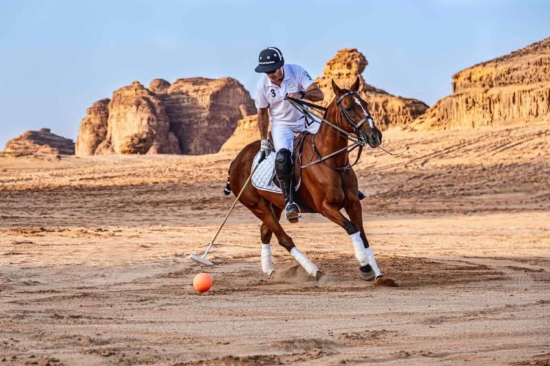 العلا تحتضن أول بطولة في العالم لبولو الصحراء