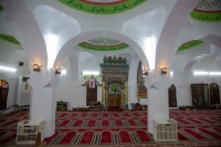 «مسجد النجدي» تحفة معمارية تتوسط جزيرة فرسان