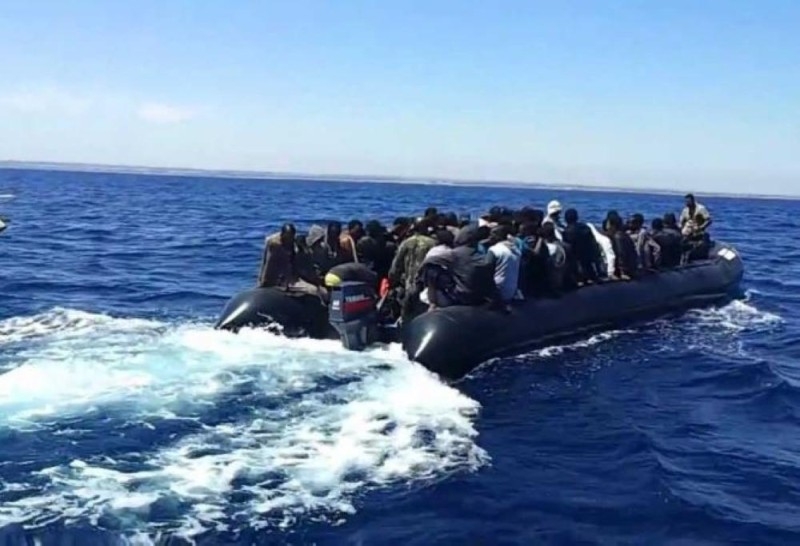 موريتانيا توقف 140 مهاجرًا
