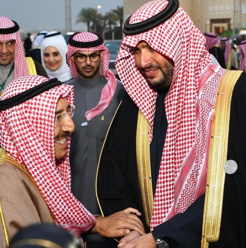 أمير الكويت يغادر الرياض