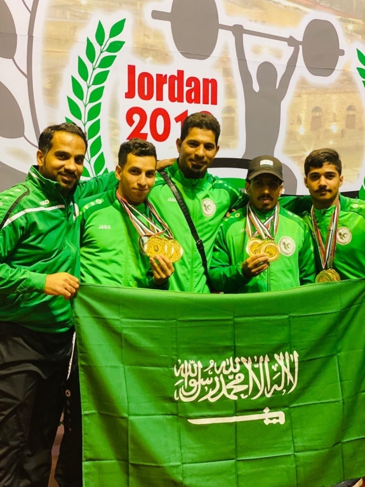 أخضر الأثقال يتألق في «العربية» بـ(30) ميدالية