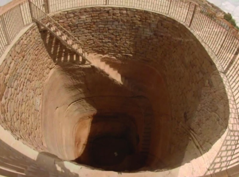 «سيسرا» بئر بسكاكا حفرت خلال القرن الميلادي الأول