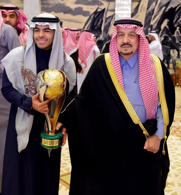 أمير الرياض يستقبل رئيس وأعضاء نادي النصر