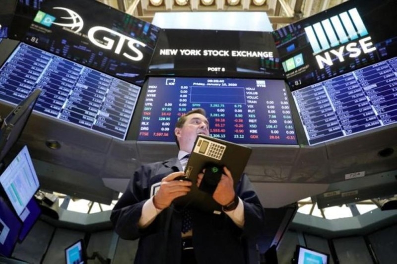 «اتفاق التجارة» يرفع الأسهم الأمريكية لأعلى مستوى في 15 شهرًا