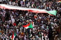 إيران تدفن نفايات نووية في السودان