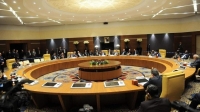 اجتماع الجزائر: الالتزام بوقف إطلاق النار يدعم إنهاء الأزمة الليبية