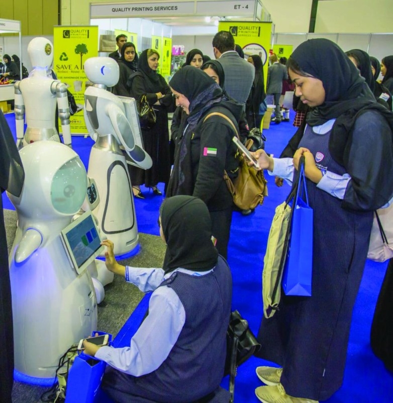 إطلاق أول روبوت مساعد للمعلم في الإمارات