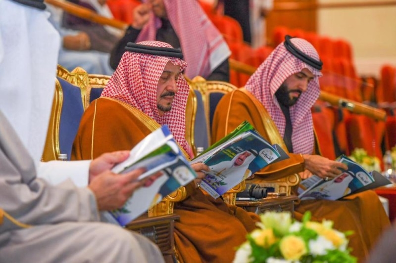 نيابة عن الملك.. أمير الرياض يرعى حفل سباق نادي الفروسية