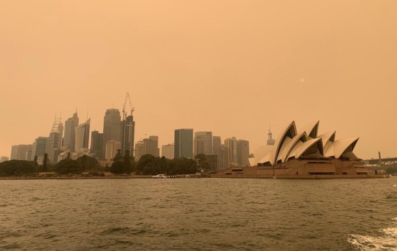 استطلاع: 18 مليون أستراليًا تضرروا من حرائق الغابات