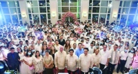 الفلبين تتحدى «كورونا» بزفاف جماعي