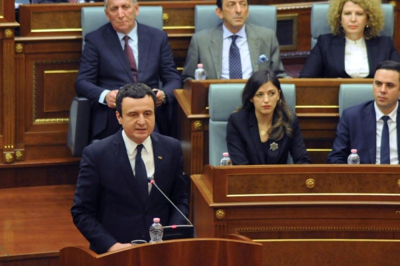 «كورونا» يهزم حكومة كوسوفو