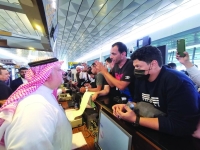 سعوديو الخارج: فخورون بوطن الإنسان ثروته الحقيقية