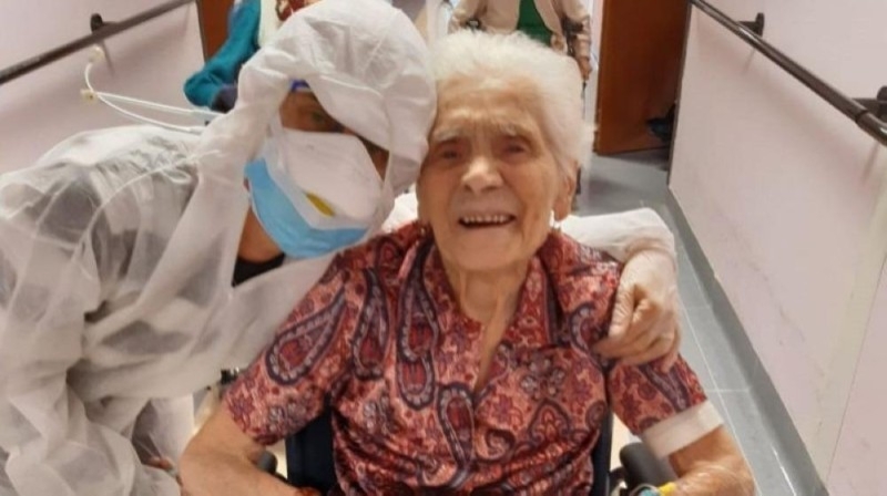 عمرها  103.. شفاء مُسنة إيطالية من «كورونا»