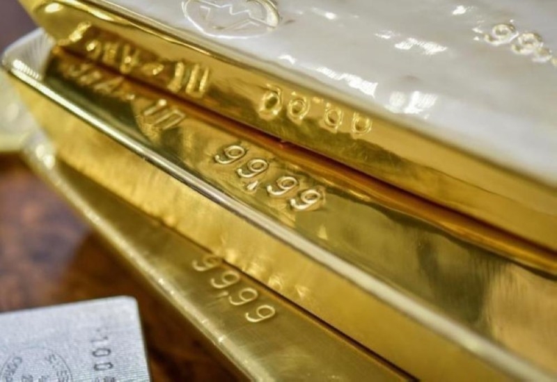 الذهب يتراجع في التعاملات الفورية بنسبة 0.38%