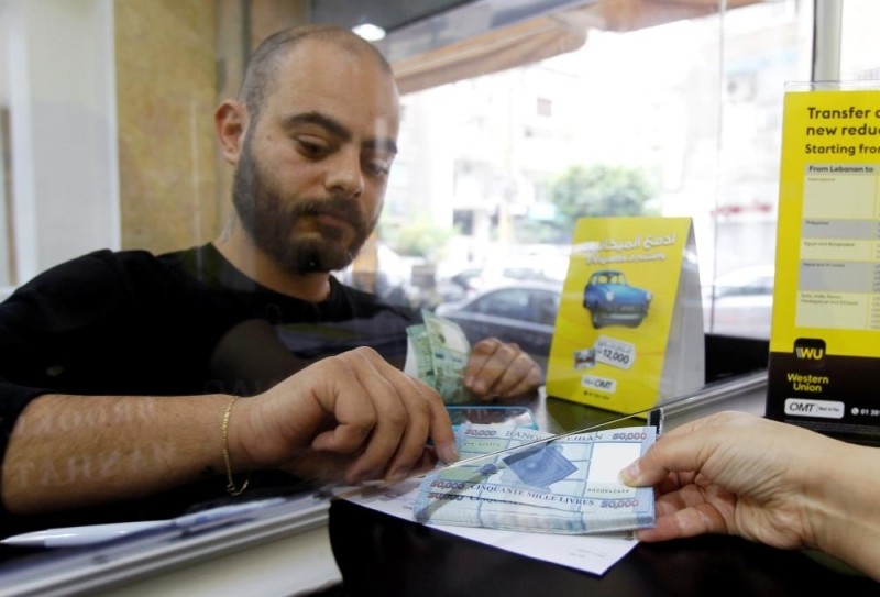 مصرف لبنان يربط سعر صرف الليرة عند 3800 للدولار