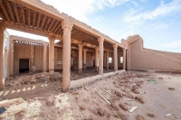 «عقلة الصقور».. حكاية أول مسجد بالمنطقة