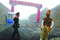 الصين تخوض معركة حدودية مع الهند وسط أزمة الوباء