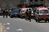 قنبلة تقتل جنديين في باكستان