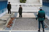 كوريا الشمالية تعلق "خطط العمل العسكري" ضد سول