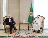 أمين عام مجلس التعاون يستعرض «اتفاق الرياض» مع «غريفيث» 