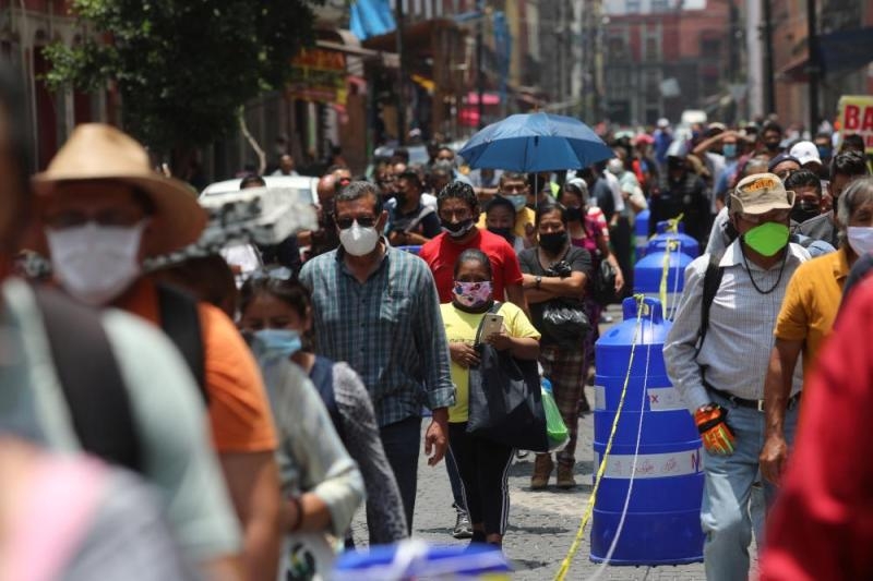 المكسيك تسجل 7280 إصابة بكورونا و730 وفاة