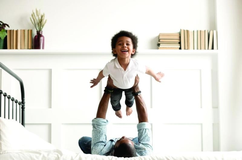 مشاركة الأب التربوية تؤثر بشخصية الطفل