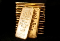 الذهب يواصل رحلة الصعود مع تراجع الدولار
